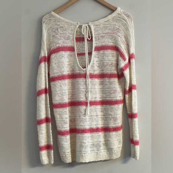 Hollister Striped Pink and Cream Women's Lightweight Sweater - Picture 2 of 7